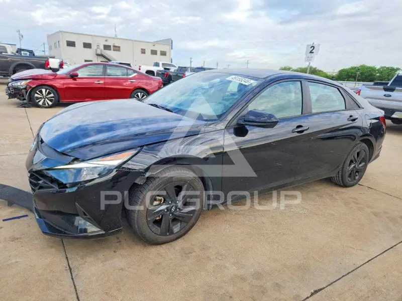 2021 Hyundai Elantra фото