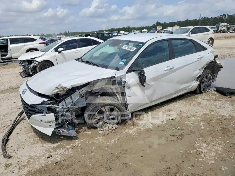 2021 Hyundai Elantra фото
