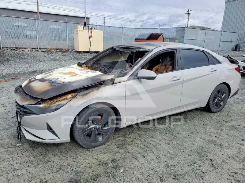 2021 Hyundai Elantra photo