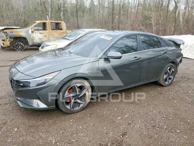 2021 Hyundai Elantra photo