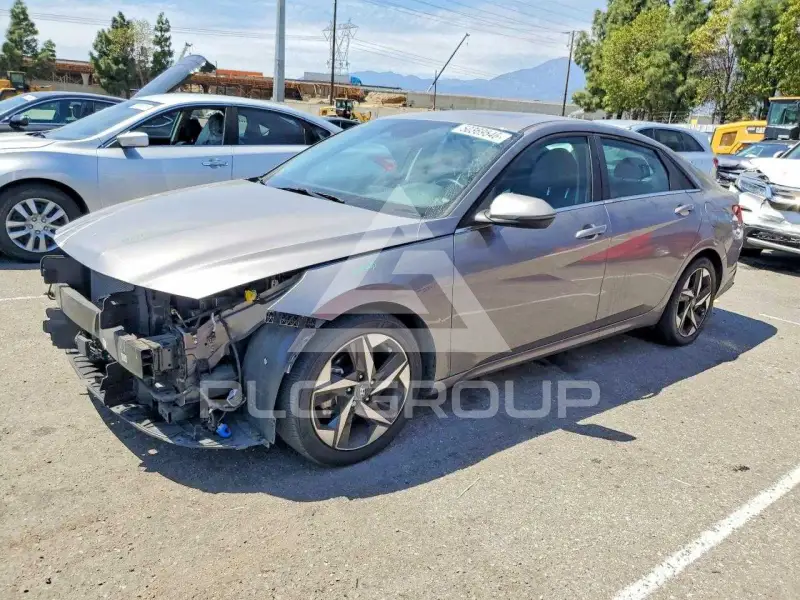 2021 Hyundai Elantra фото