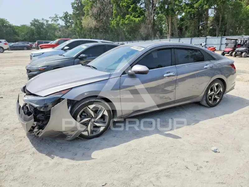 2021 Hyundai Elantra фото