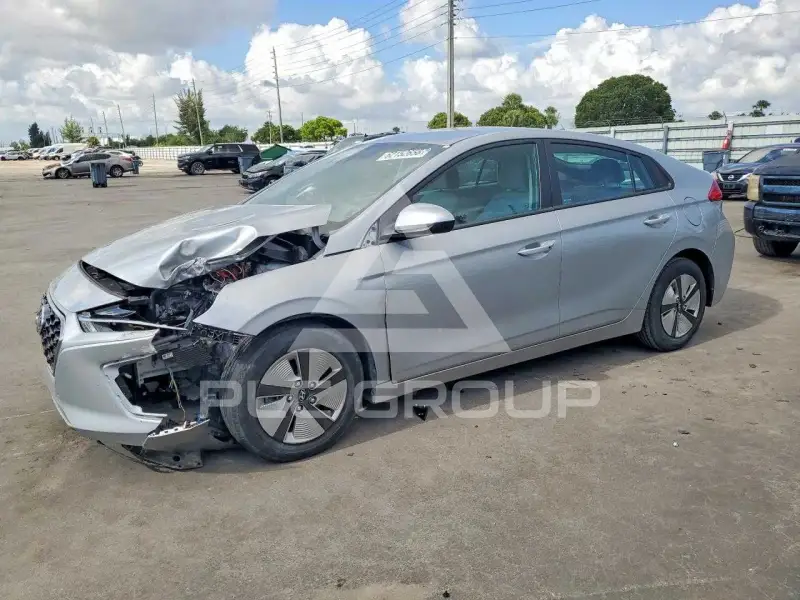 2021 Hyundai Ioniq photo