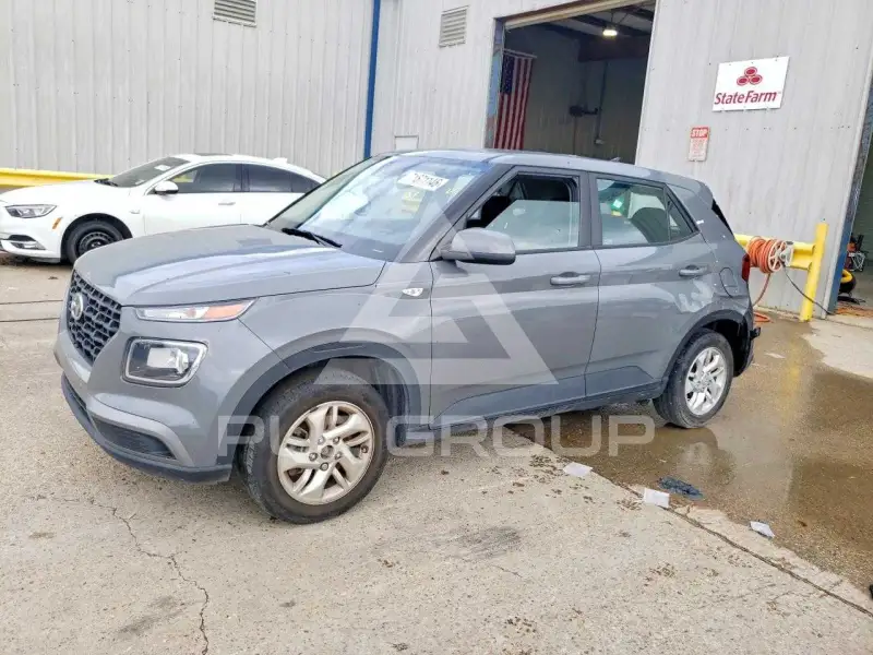2021 Hyundai Venue photo