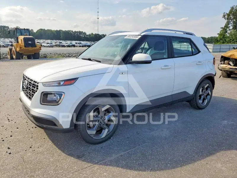 2021 Hyundai Venue photo