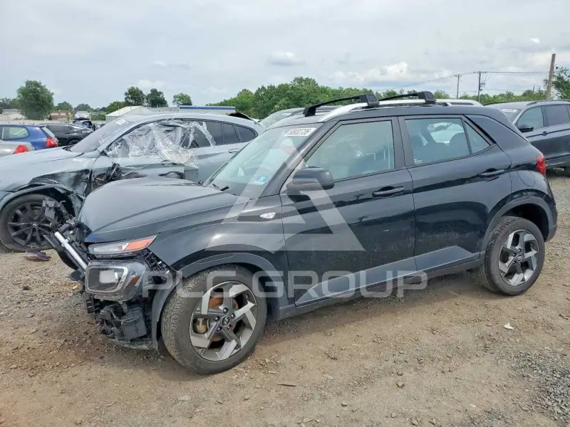 2021 Hyundai Venue фото