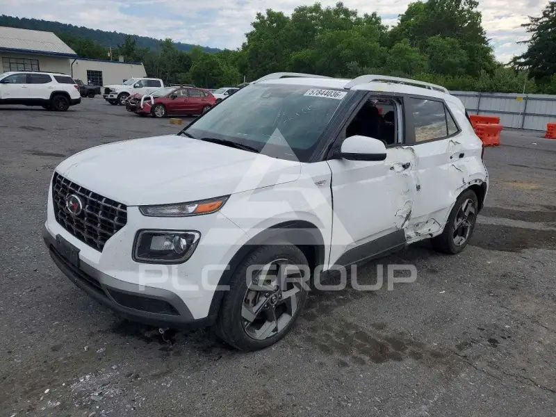 2021 Hyundai Venue фото