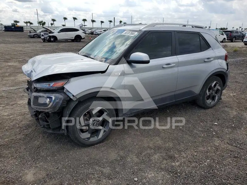 2021 Hyundai Venue фото