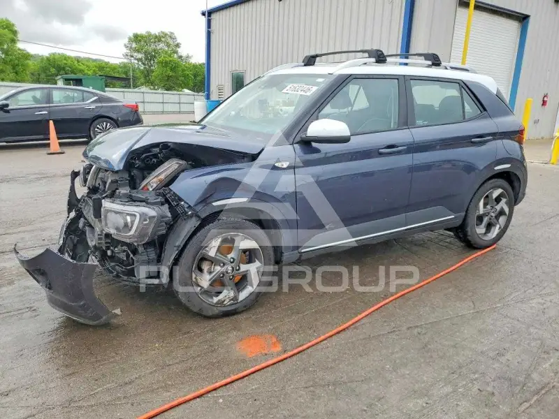 2021 Hyundai Venue фото