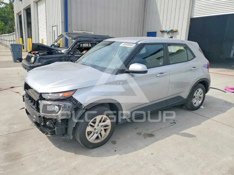 2021 Hyundai Venue photo