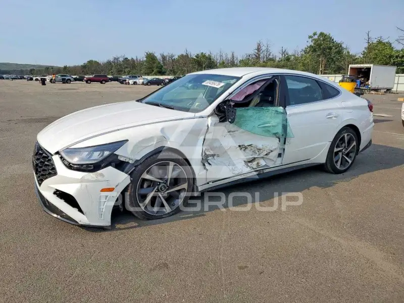 2021 Hyundai Sonata photo