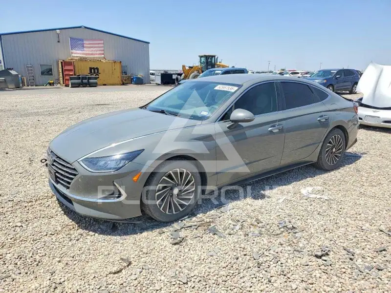 2021 Hyundai Sonata photo