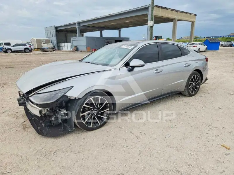 2021 Hyundai Sonata photo
