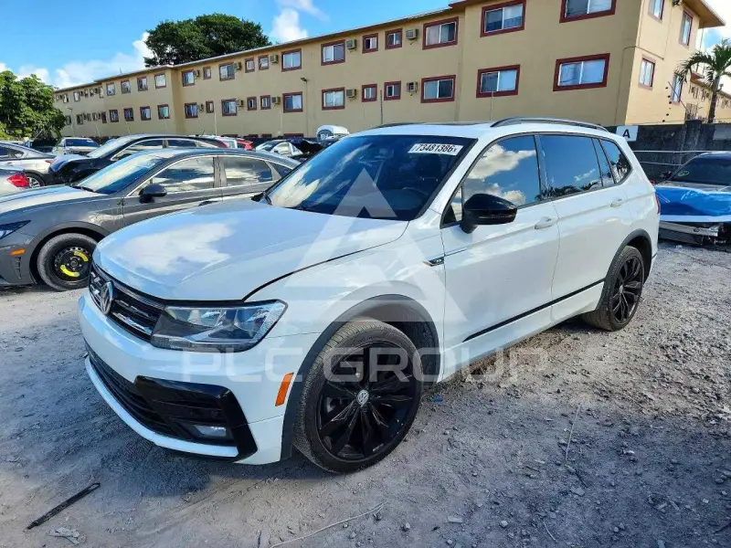 2021 Volkswagen Tiguan photo