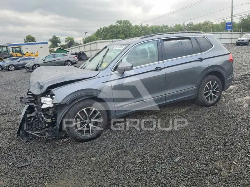 2021 Volkswagen Tiguan фото