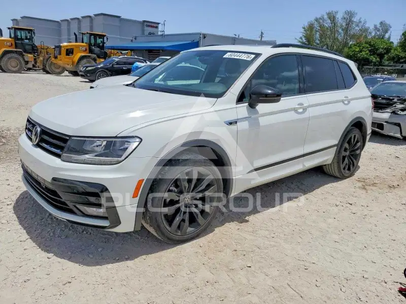 2021 Volkswagen Tiguan photo