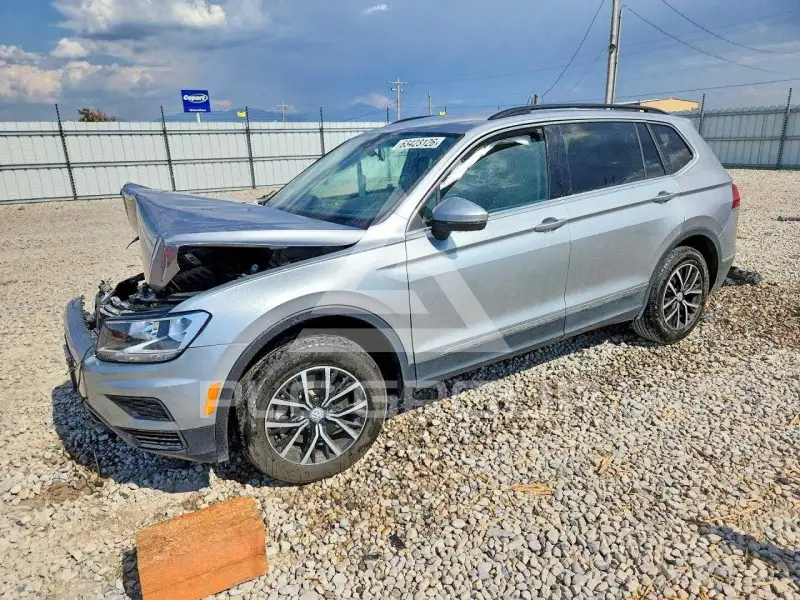 2021 Volkswagen Tiguan фото