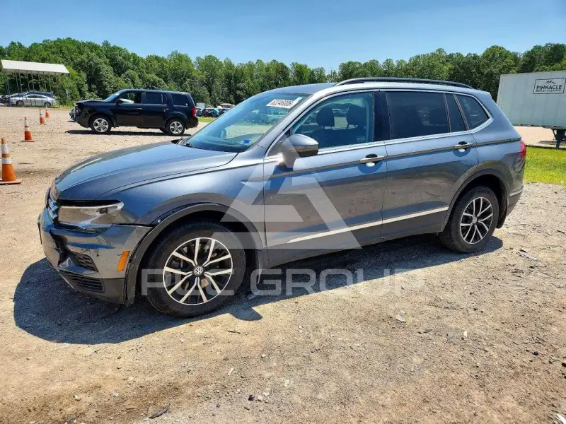 2021 Volkswagen Tiguan фото