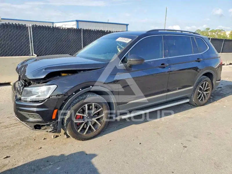 2021 Volkswagen Tiguan фото