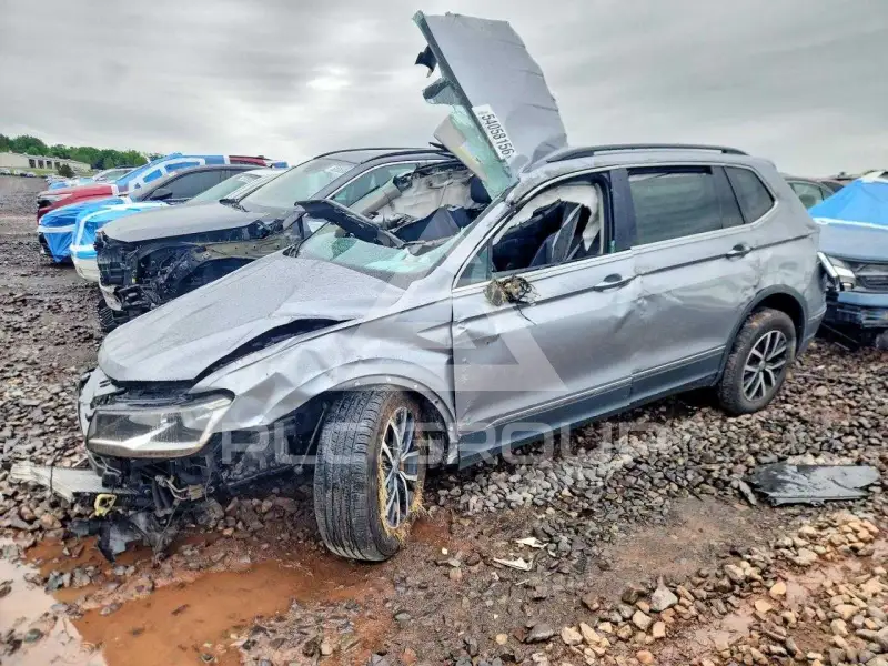 2021 Volkswagen Tiguan фото
