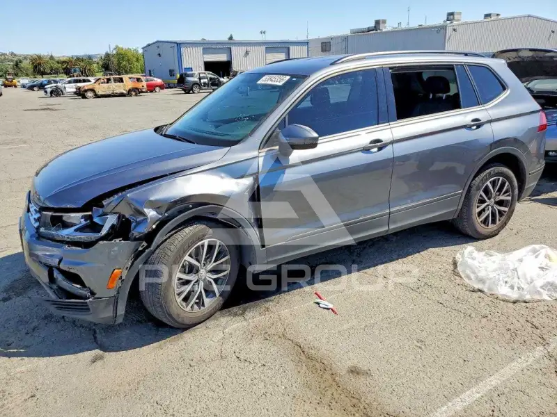 2021 Volkswagen Tiguan фото