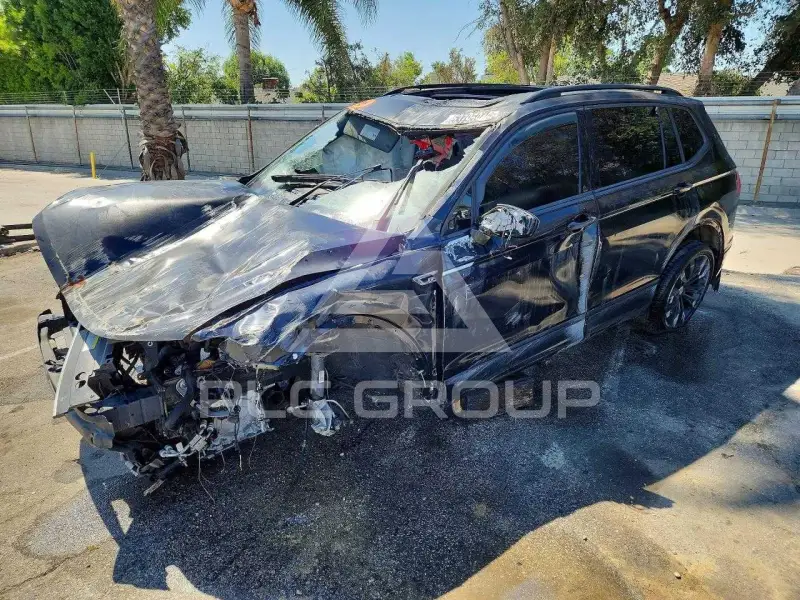 2021 Volkswagen Tiguan фото
