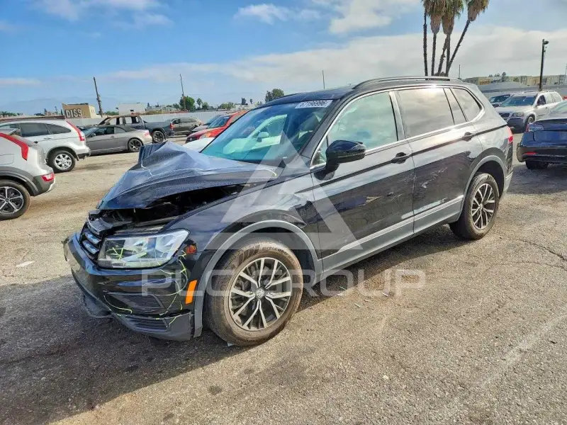 2021 Volkswagen Tiguan фото