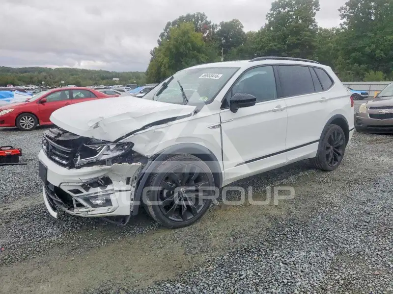 2021 Volkswagen Tiguan фото