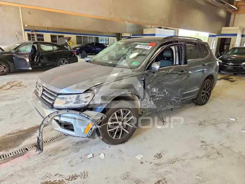 2021 Volkswagen Tiguan фото