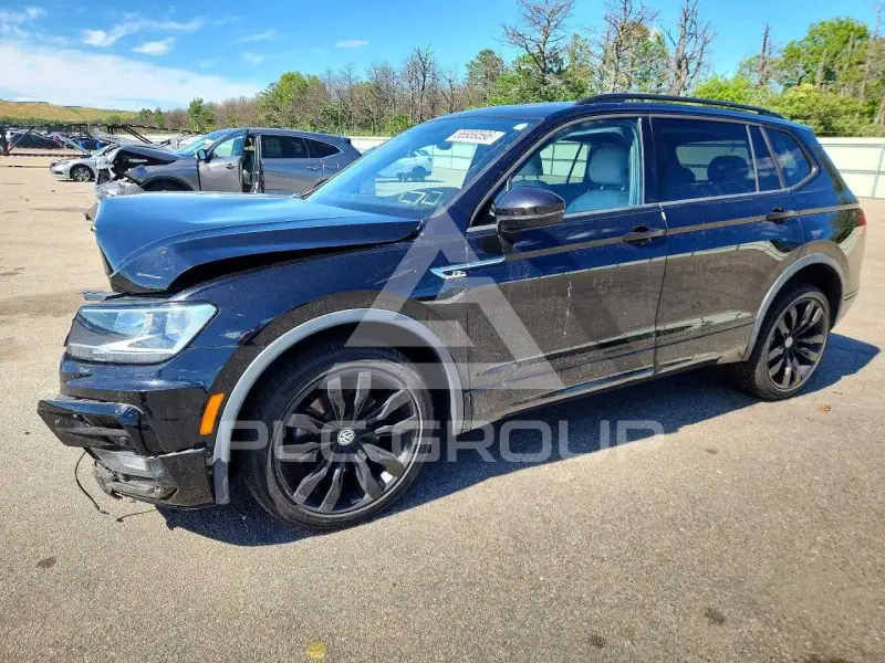 2021 Volkswagen Tiguan фото