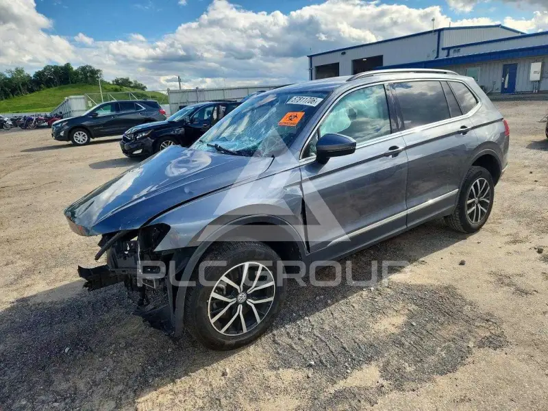 2021 Volkswagen Tiguan photo