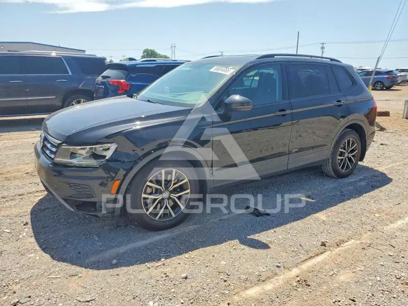 2021 Volkswagen Tiguan photo