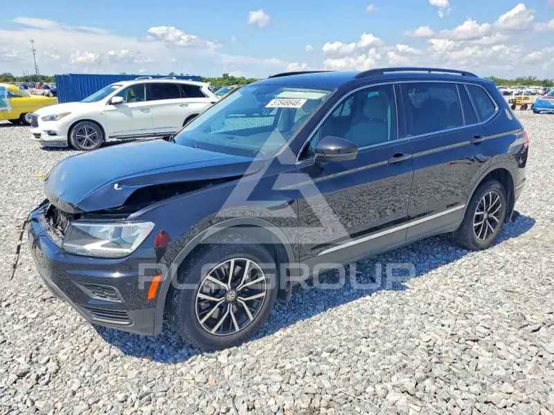 2021 Volkswagen Tiguan photo