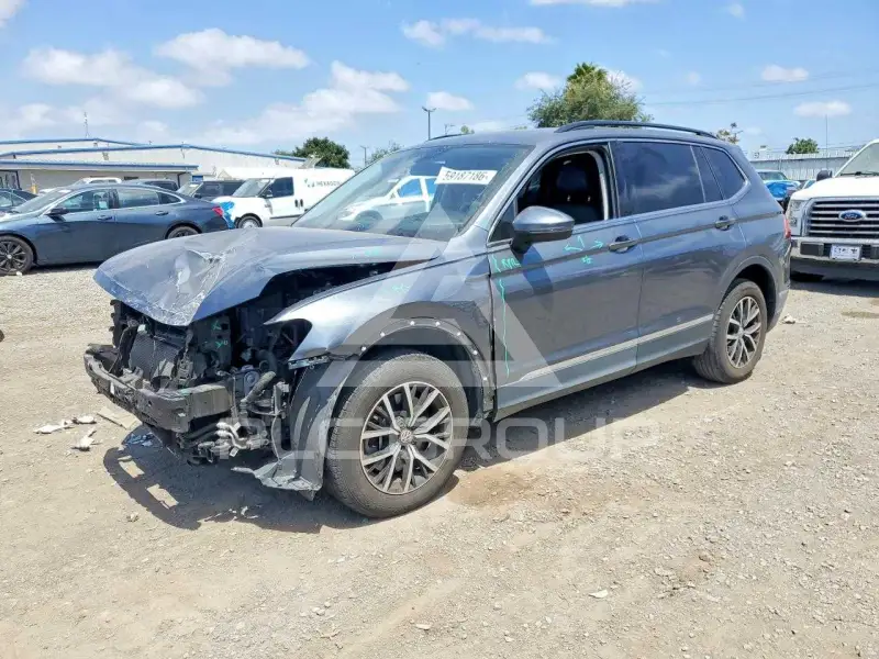 2021 Volkswagen Tiguan photo