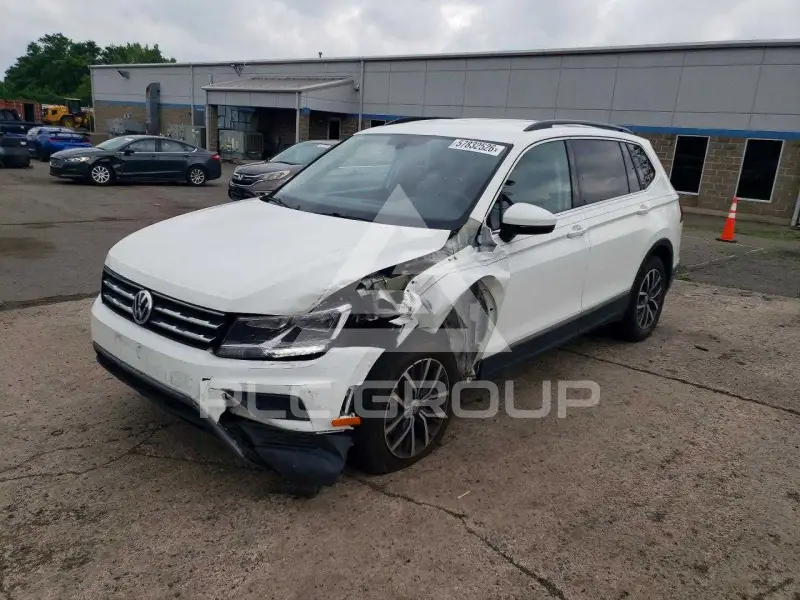 2021 Volkswagen Tiguan photo