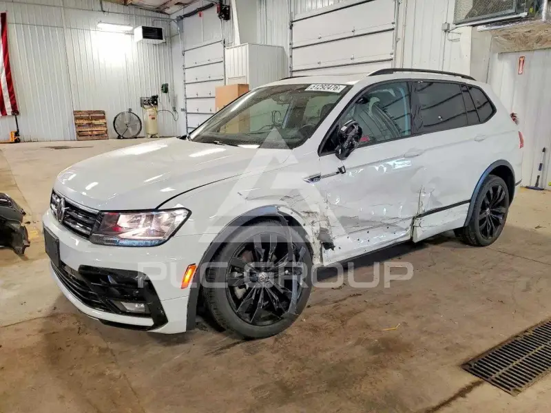 2021 Volkswagen Tiguan фото