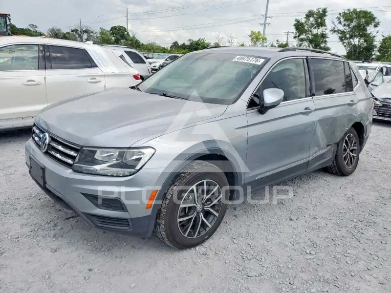 2021 Volkswagen Tiguan photo