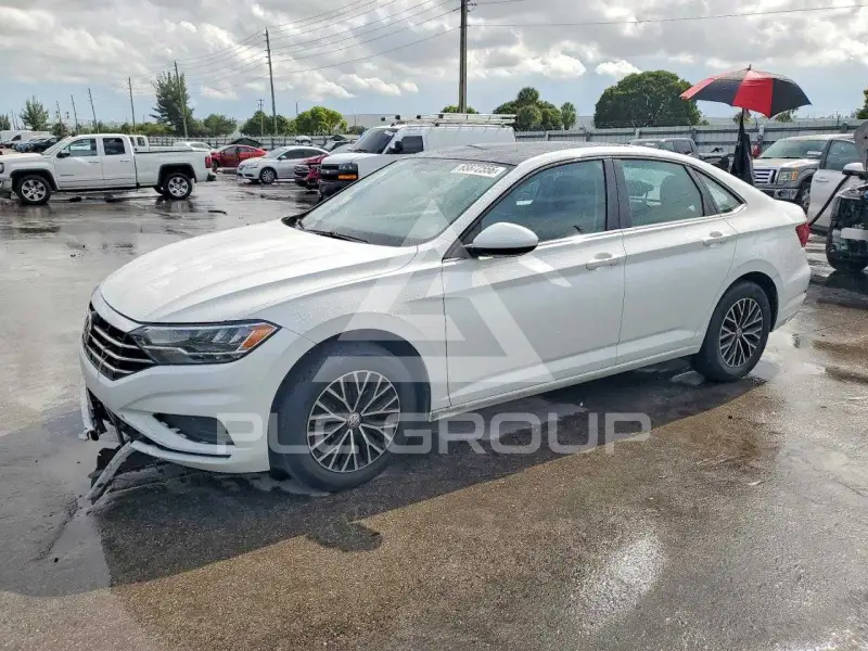 2021 Volkswagen Jetta photo