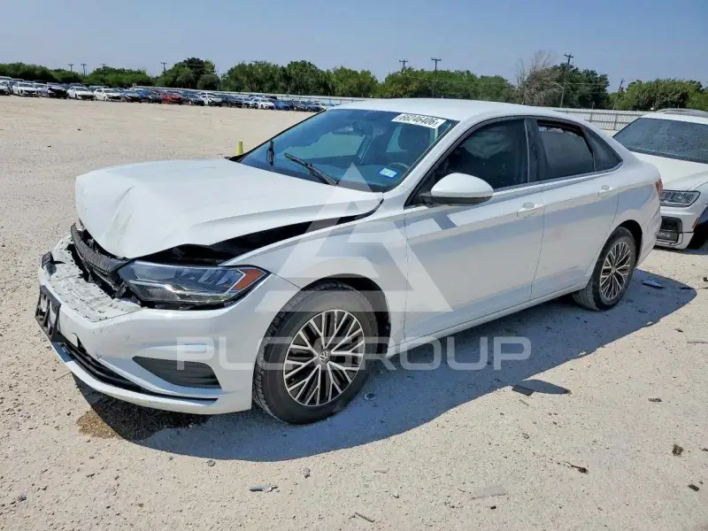2021 Volkswagen Jetta photo