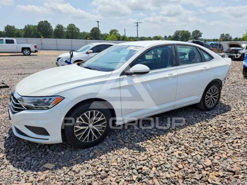 2021 Volkswagen Jetta photo