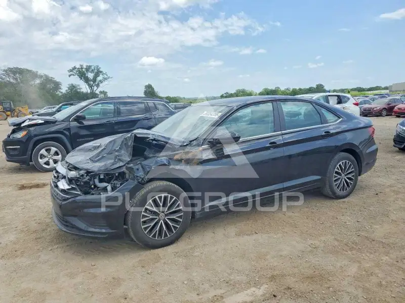 2021 Volkswagen Jetta photo