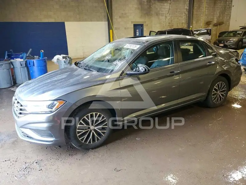 2021 Volkswagen Jetta фото