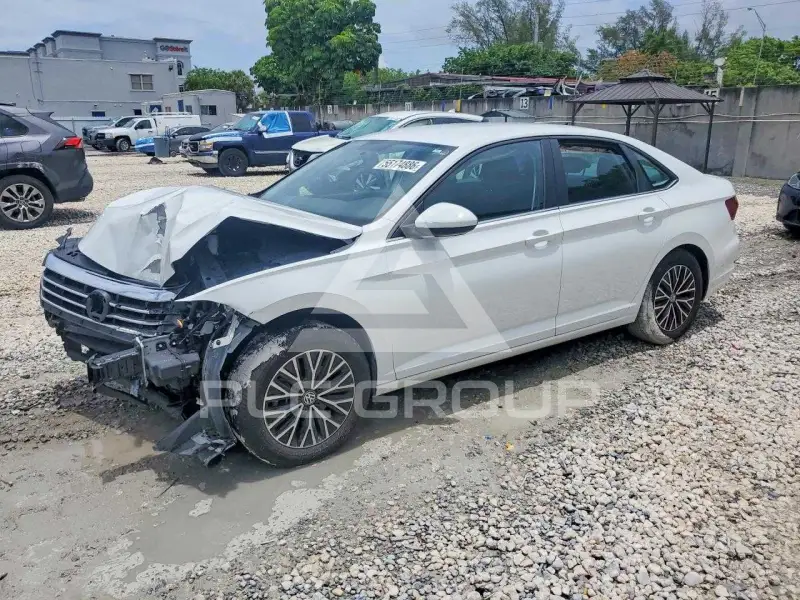 2021 Volkswagen Jetta фото