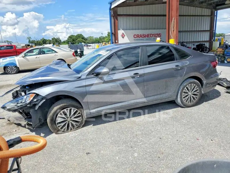 2021 Volkswagen Jetta фото