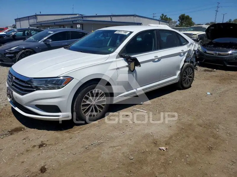 2021 Volkswagen Jetta фото