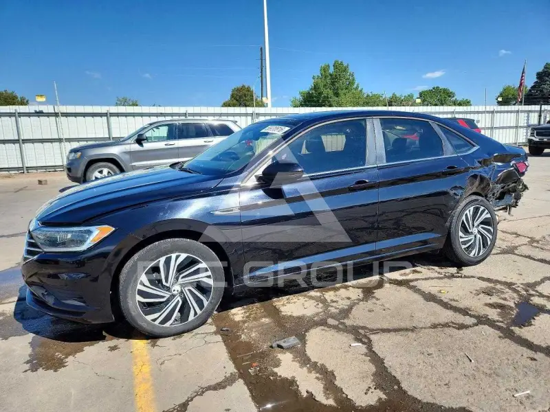 2021 Volkswagen Jetta фото