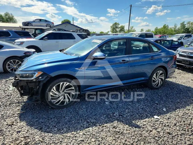 2021 Volkswagen Jetta фото
