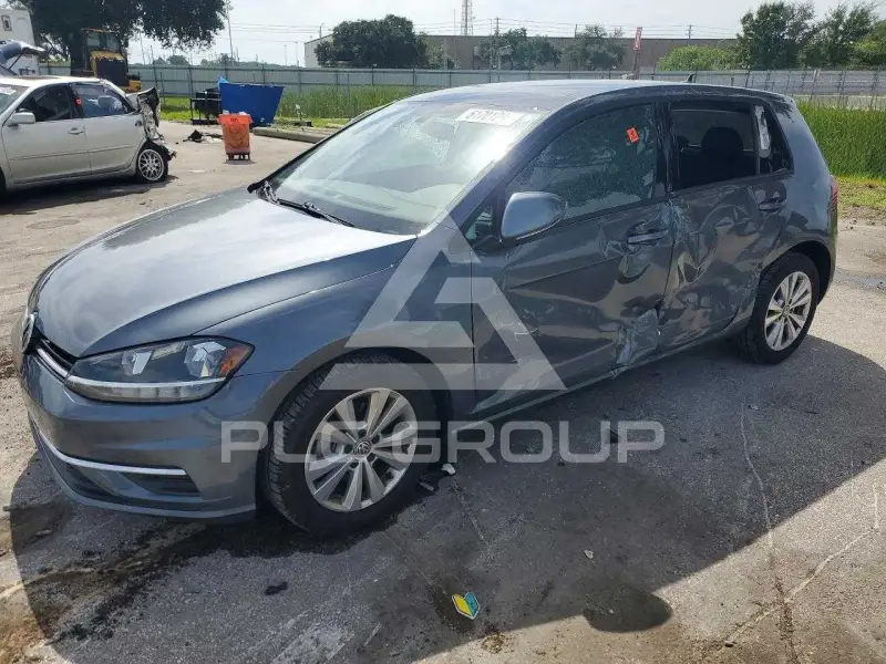 2021 Volkswagen GOLF photo