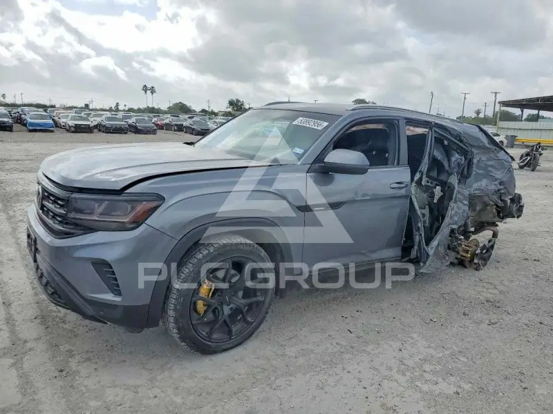2021 Volkswagen Atlas photo