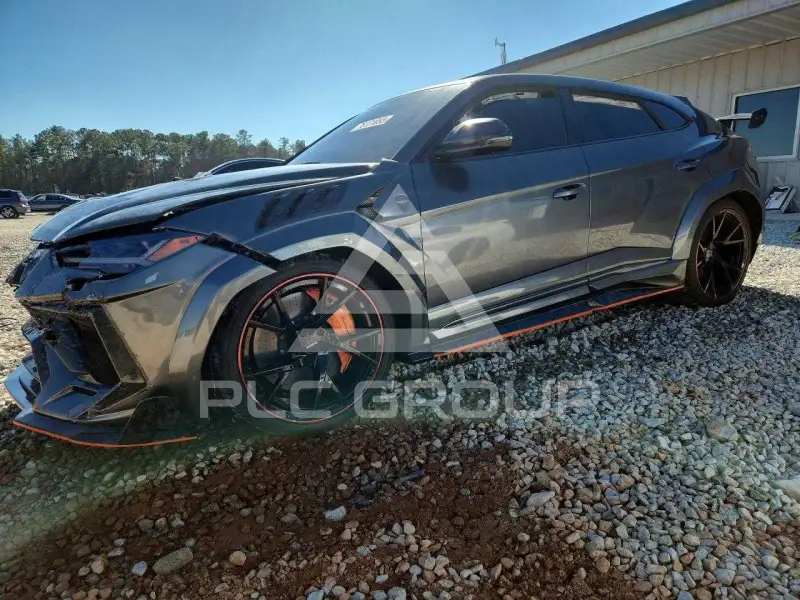 2021 Lamborghini  photo